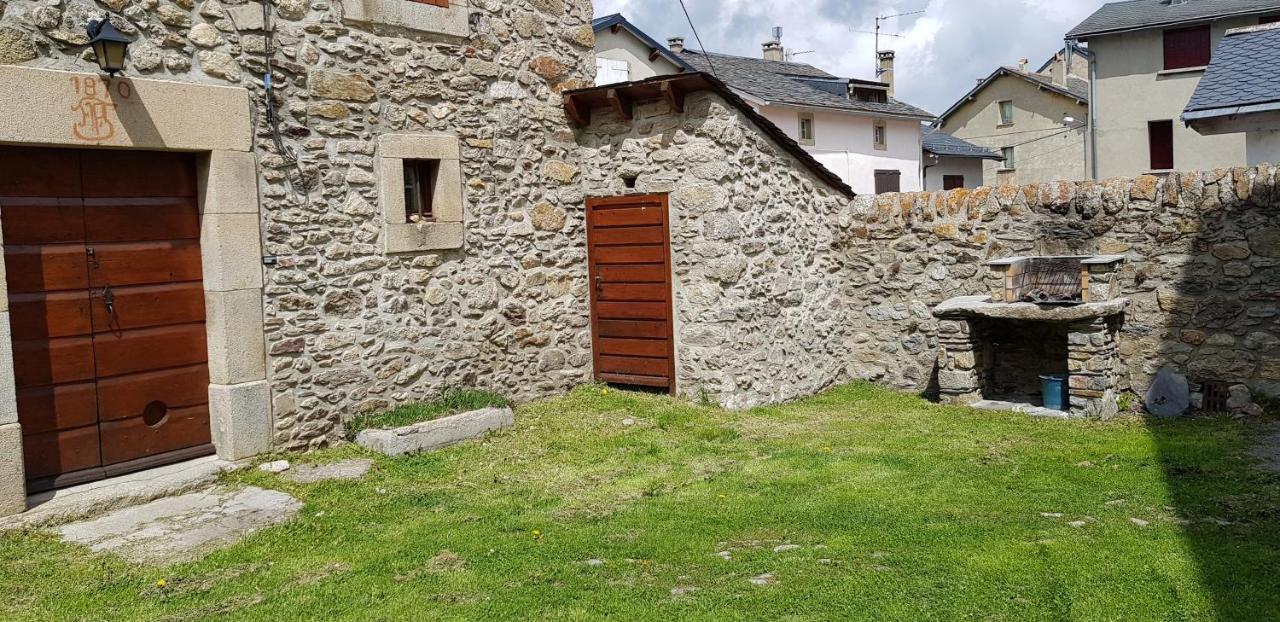 Maison De Caractere En Pierre Cal Blanic Saint-Pierre-dels-Forcats Exterior photo